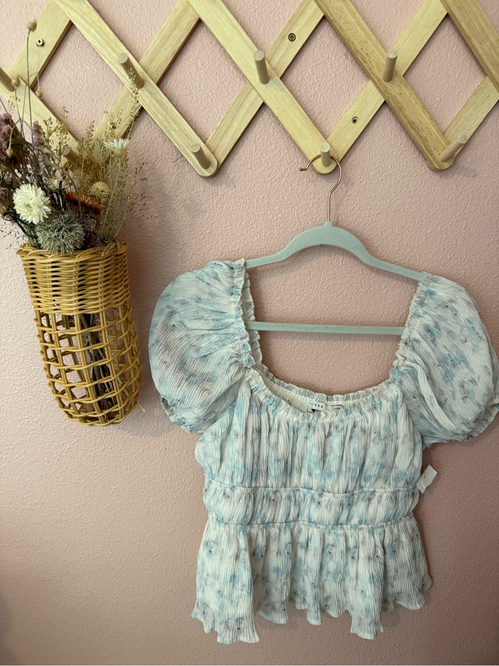 NWT Nordstrom Lush Light Blue Puff Sleeve Smocked Peplum Top